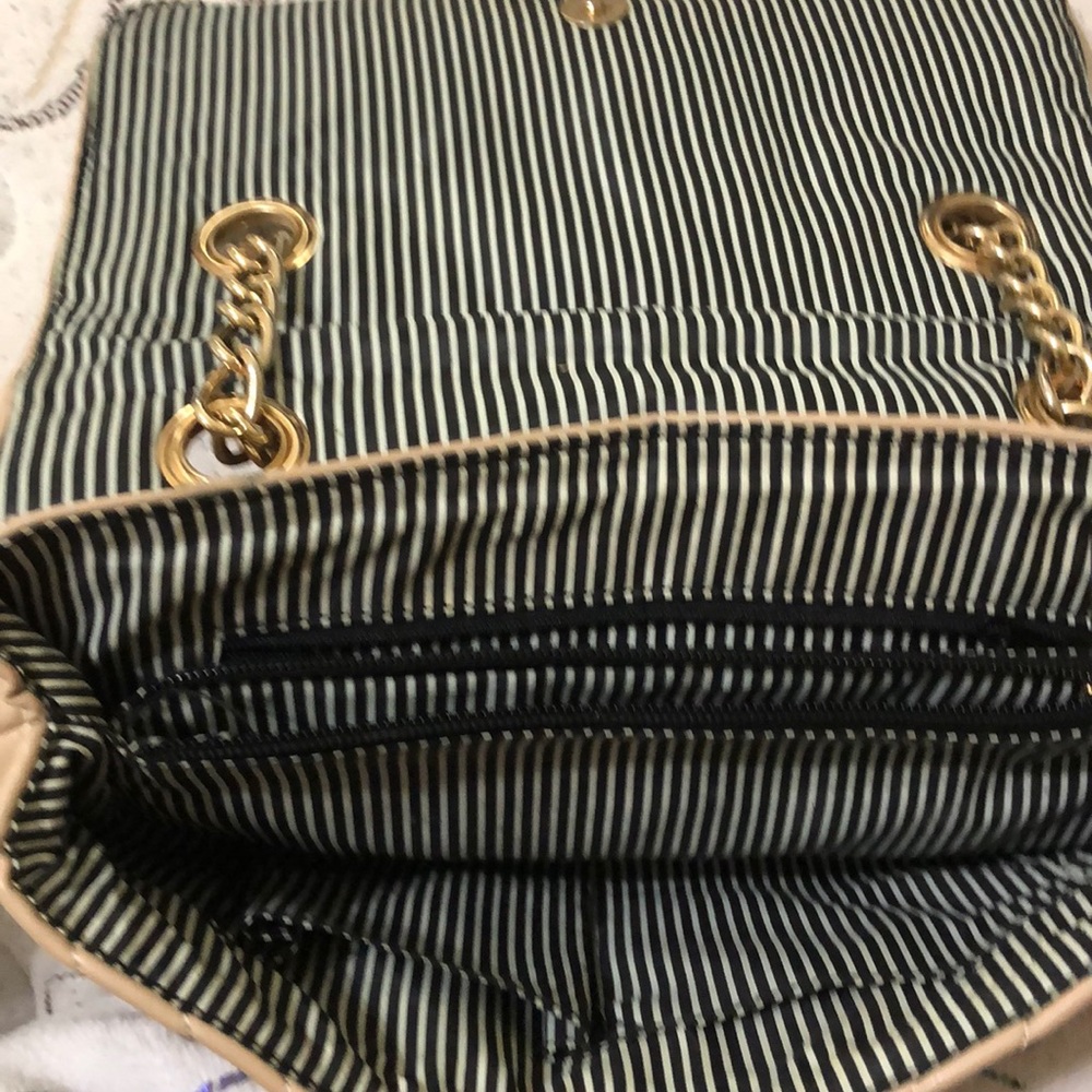 Purse - Picture 2 of 2